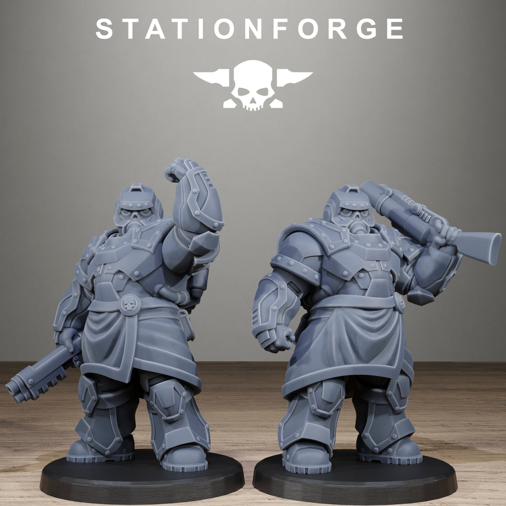 Two gray figurines withStationForge logo on a gray background